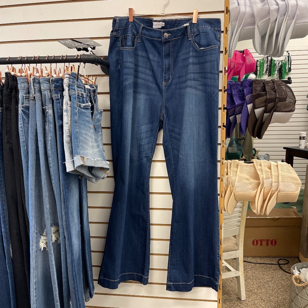 Cello mid rise flare